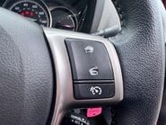 Toyota Yaris VVT-I ICON 12