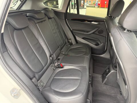 BMW X1 XDRIVE18D XLINE 11