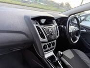 Ford Focus 1.0 125 ZETEC 8