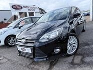 Ford Focus 1.0 125 ZETEC 2
