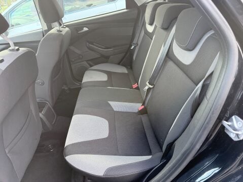 Ford Focus 1.0 125 ZETEC 10