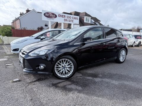 Ford Focus 1.0 125 ZETEC 1