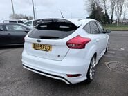 Ford Focus 1.0 ZETEC S 5