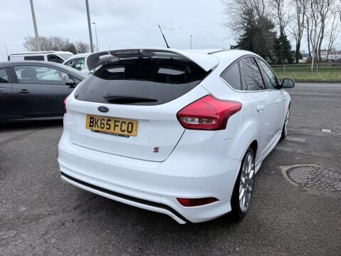 Ford Focus 1.0 ZETEC S 5
