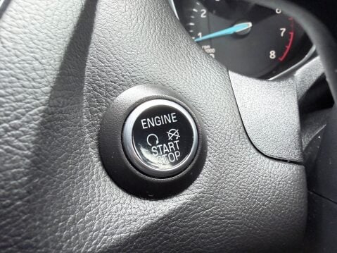 Ford Focus 1.0 ZETEC S 23