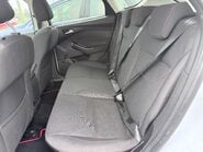 Ford Focus 1.0 ZETEC S 12