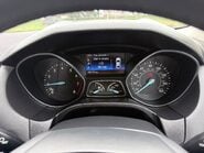 Ford Focus 1.0 ZETEC S 22
