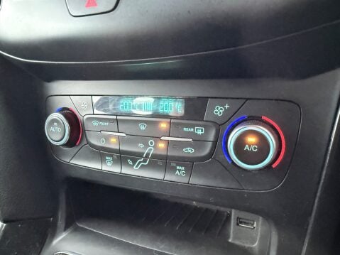 Ford Focus 1.5 TITANIUM TDCI 16