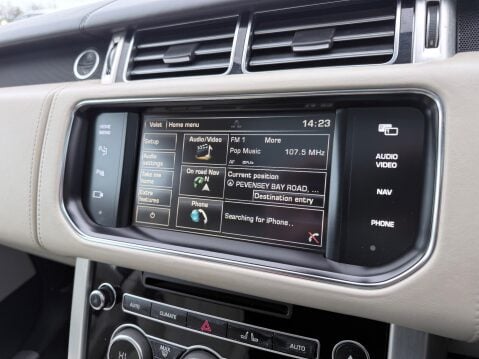 Land Rover Range Rover 3.0 TDV6 AUTOBIOGRAPHY 15