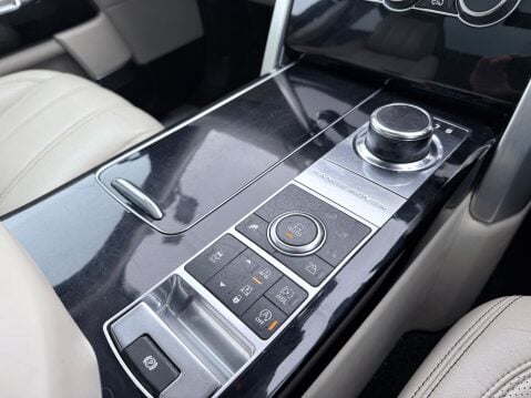 Land Rover Range Rover 3.0 TDV6 AUTOBIOGRAPHY 25