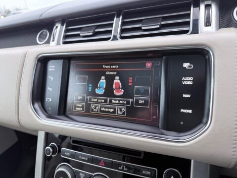 Land Rover Range Rover 3.0 TDV6 AUTOBIOGRAPHY 17