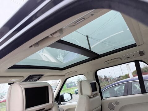 Land Rover Range Rover 3.0 TDV6 AUTOBIOGRAPHY 10