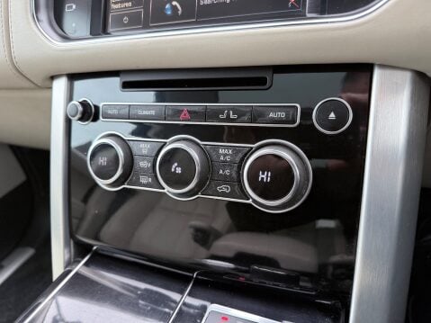 Land Rover Range Rover 3.0 TDV6 AUTOBIOGRAPHY 26