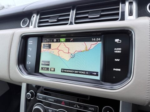 Land Rover Range Rover 3.0 TDV6 AUTOBIOGRAPHY 14