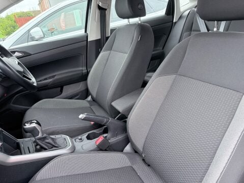 Volkswagen Polo 1.0 LIFE TSI DSG 14