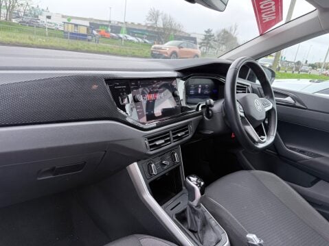 Volkswagen Polo 1.0 LIFE TSI DSG 8