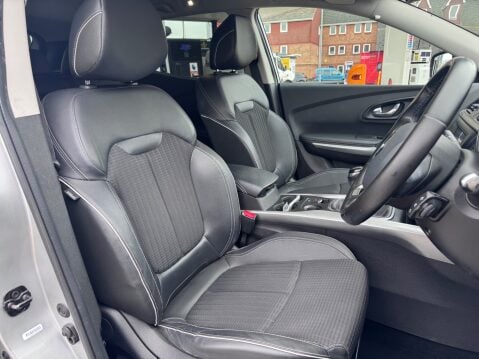 Renault Kadjar SIGNATURE NAV DCI 3