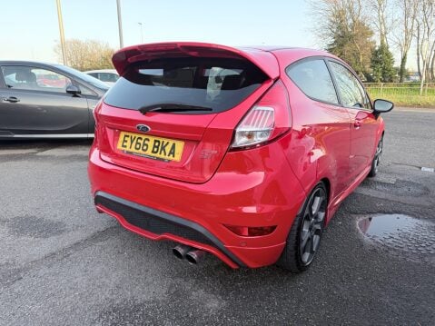 Ford Fiesta 1.6T ST-3 [NAV] 7