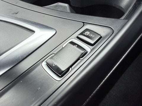 BMW 1 Series 116I SE AUTOMATIC 23