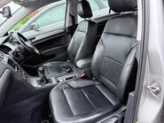 Volkswagen Golf SE TDI BLUEMOTION TECHNOLOGY 10
