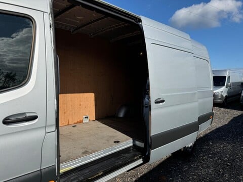 Mercedes-Benz Sprinter 315 CDI PREMIUM 12