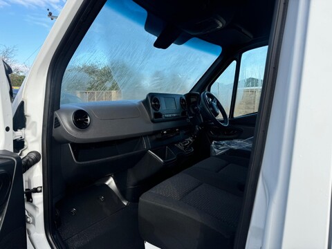 Mercedes-Benz Sprinter 315 CDI PREMIUM 8