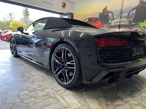 Audi R8 6