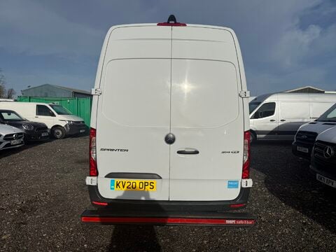 Mercedes-Benz Sprinter 8