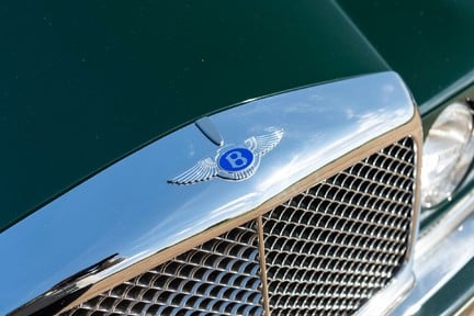 Bentley Azure Mulliner Wide Body 12