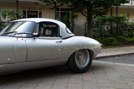 Jaguar E-Type ‘Lightweight’ 16