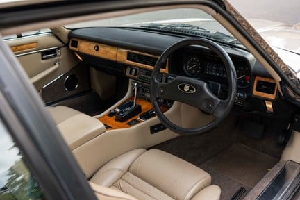 Jaguar XJS 3.6 21