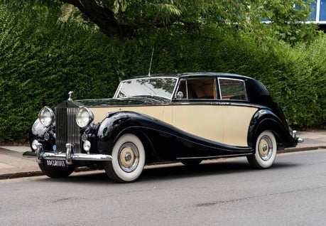 Rolls-Royce Silver Wraith Touring By H.J.Mulliner