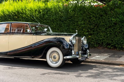 Rolls-Royce Silver Wraith Touring By H.J.Mulliner 17