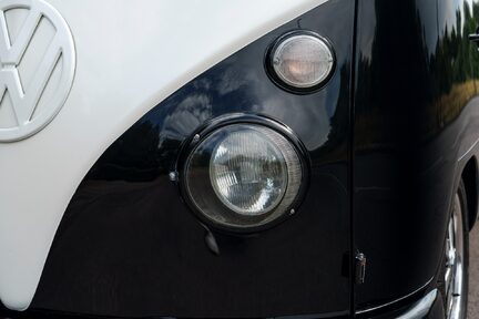 Volkswagen Campervan Porsche Resto-Mod 21 Window Samba 8