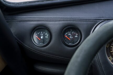 Volkswagen Campervan Porsche Resto-Mod 21 Window Samba 19