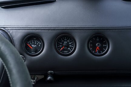 Volkswagen Campervan Porsche Resto-Mod 21 Window Samba 20