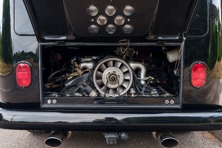 Volkswagen Campervan Porsche Resto-Mod 21 Window Samba 29