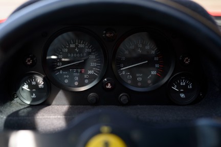 Ferrari F40 11