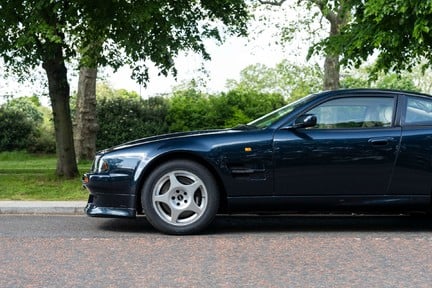 Aston Martin V8 Vantage V600 12