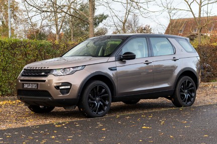 Land Rover Discovery Sport TD4 HSE LUXURY 1
