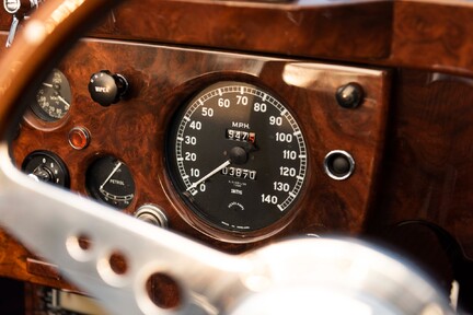 Jaguar XK 140 Drop-Head Coupe 29