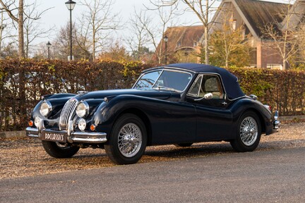 Jaguar XK 140 Drop-Head Coupe 7