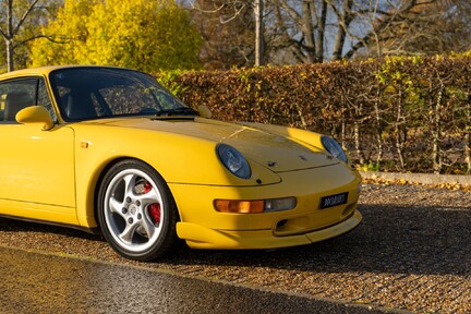 Porsche 911 993 CARRERA 10