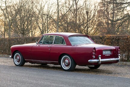 Bentley Continental S3 4