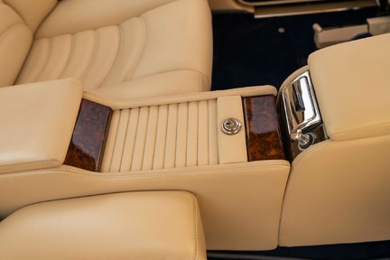 Bentley Continental R Mulliner 32