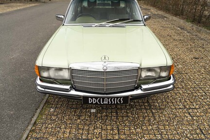 Mercedes-Benz S Class 450 SEL 7