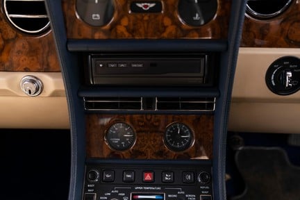 Bentley Continental R 23