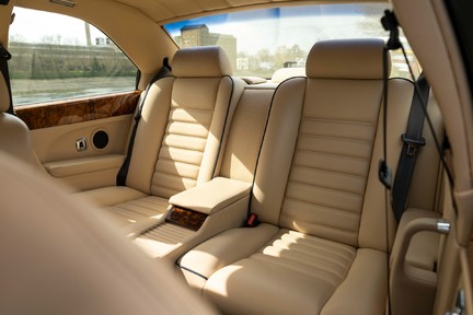 Bentley Continental R 30