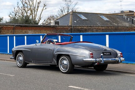 Mercedes-Benz 190 SL 4