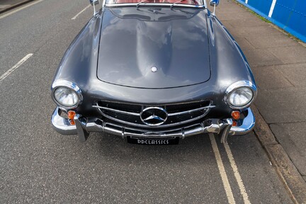 Mercedes-Benz 190 SL 11